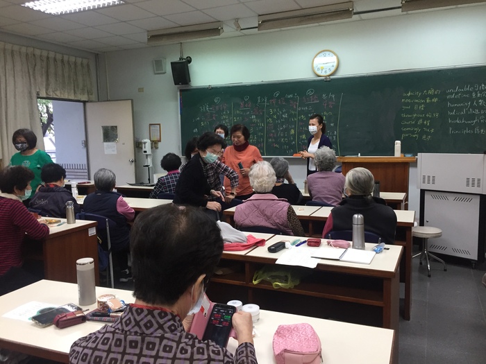 110.12.13銀髮造型設計(進階)圖片