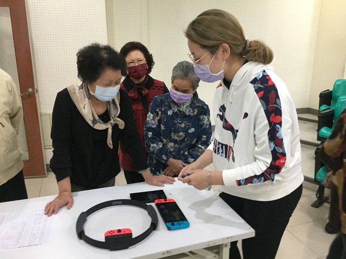 110.12.01漫畫與媒體設計Image