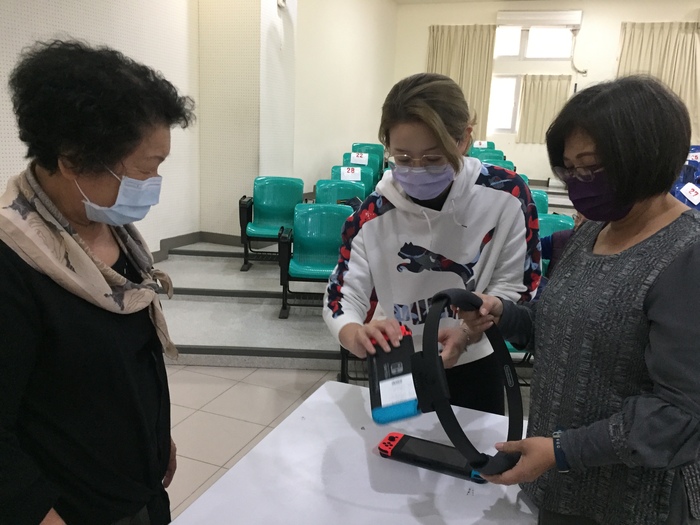 110.12.01漫畫與媒體設計Image