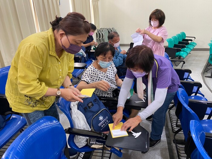 111.04.18繪本圖說圖片