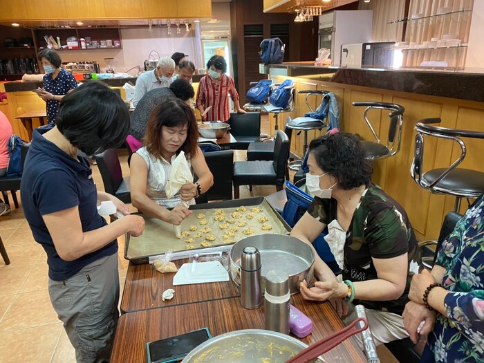 109.11.02 養生點心製作、染布創作DIY-劉珍如老師、戴淑貞老師Image