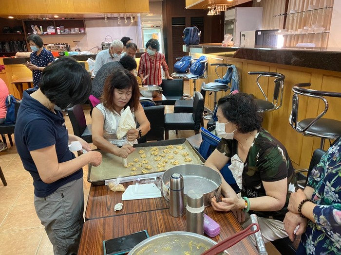 109.11.02 養生點心製作、染布創作DIY-劉珍如老師、戴淑貞老師圖片